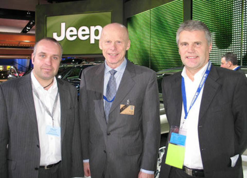 Vi har de miljøvennlige bilene, hevder (f.v.) Ole Grønvold, Arne Berg og Henning Larsen