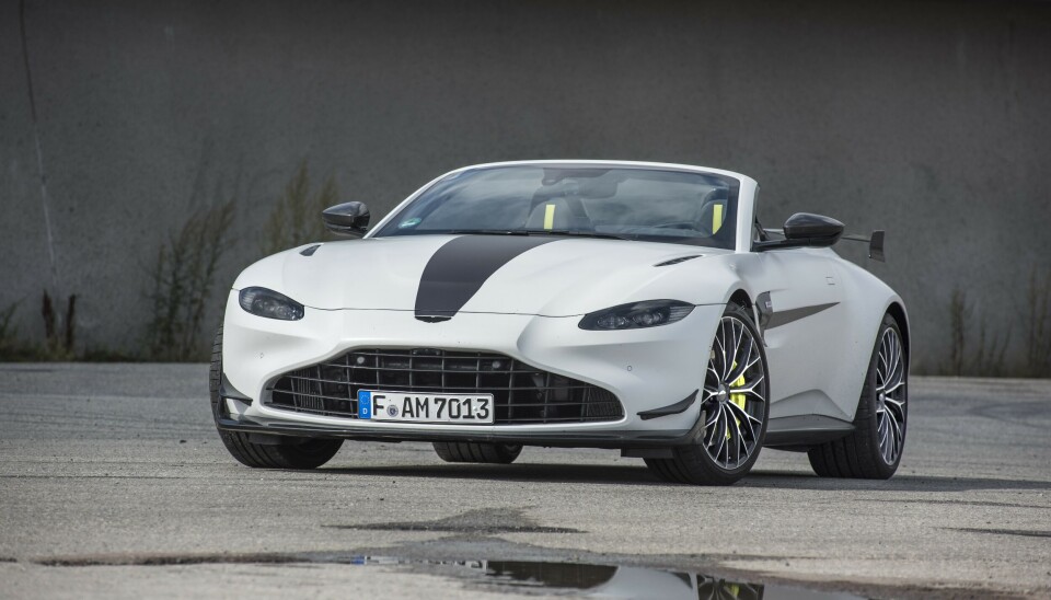 Aston Martin Vantage Roadster F1 Edition Aston Martin Vantage Roadster F1 Edition