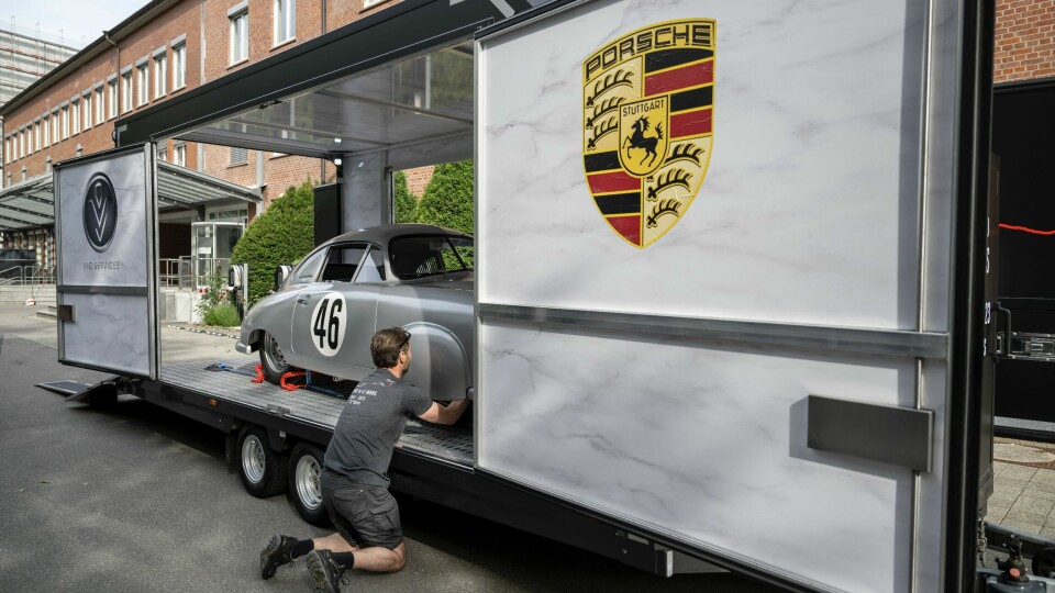 Porsche Museum 911 GT3R DTM Restauration