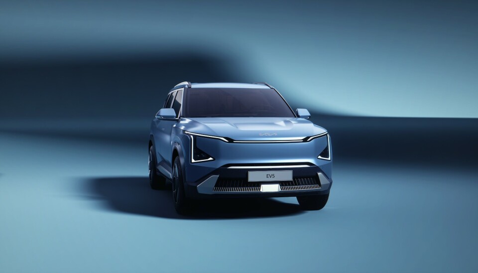 Kia EV5 utfordrer i en meget populær nisje hvor konkurransen er stor. Om den kommer til Europa antar vi den vil tilbys med mulighet for firehjulsdrift. Kia EV5 utfordrer i en meget populær nisje hvor konkurransen er stor. Om den kommer til Europa antar vi den vil tilbys med mulighet for firehjulsdrift.