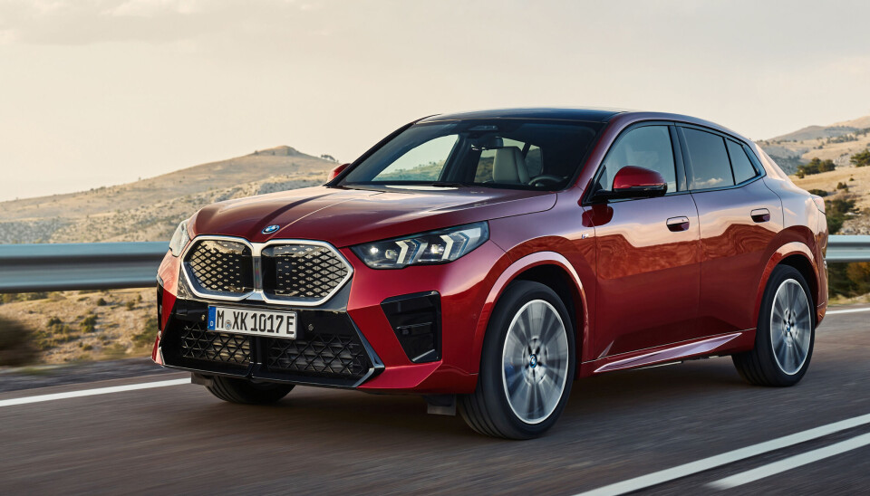 BMW iX2 skal være klar for norske veier i mars neste år. BMW iX2 skal være klar for norske veier i mars neste år.