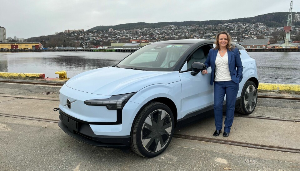 Rita Kristin Broch, administrerende direktør i Volvo Car Norway hentet de første EX30 i Drammen