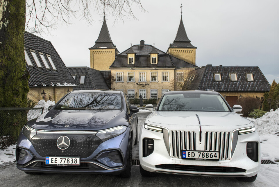To vidt forskjellige verdener åpenbarer seg når Mercedes EQS SUV møter Hogqi E-HS7.