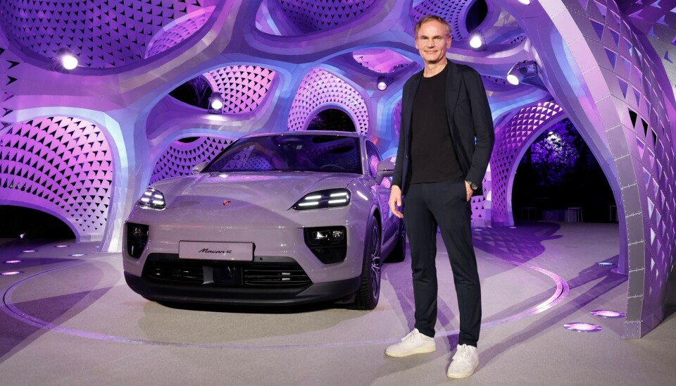 Porsche-sjef Oliver Blume, her ved Macan lansering i Singapore.