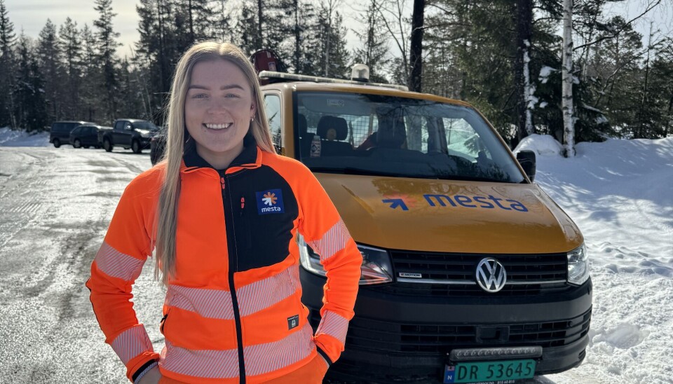 Christina Verpe Seland på jobb som veimester
