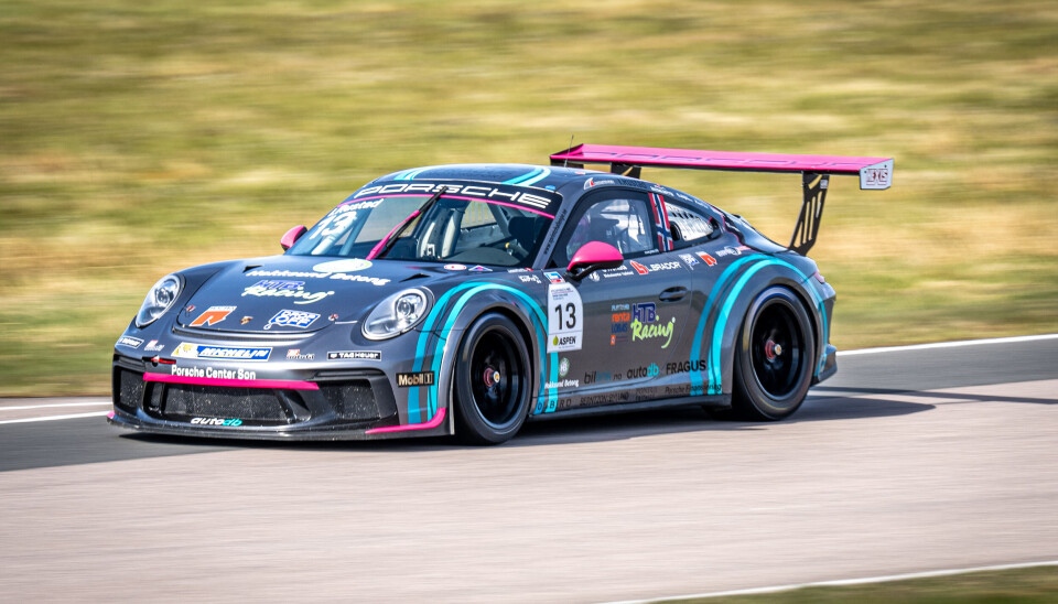 FAVORITT: Det norske racingtalentet blir sett på som en av favorittene til å vinne årets Porsche Sprint Challenge mesterskap.