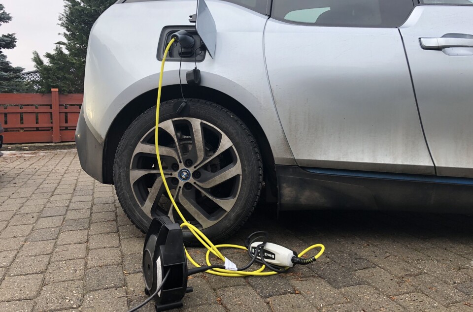 UGREIT: Lader du ofte med skjøteledning og kabelspole? Det bør du slutte med.