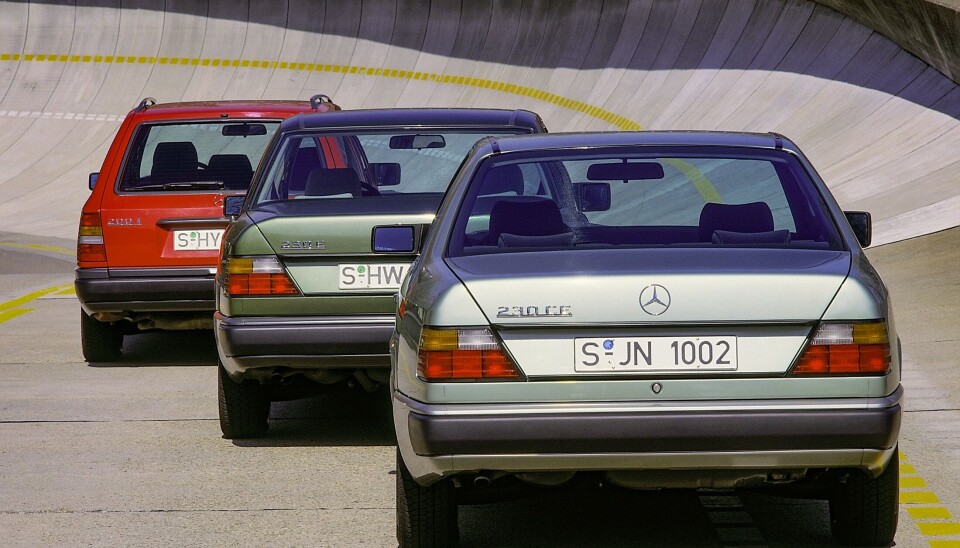 Her skimtes stasjonsvognen, sedanen og coupéen. I tillegg ble det produsert en cabriolet-utgave.