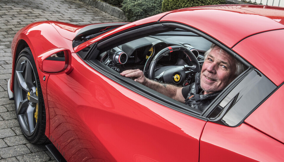 Arne Sivertsen er glad i entusiastbiler og er primus motor for bilmessen Autopia Expo i Stavanger.