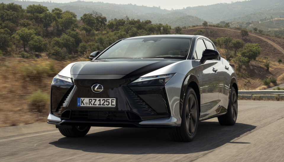 Facelift-utgaven av Lexus RZ kommer til Norge ved årsskiftet.