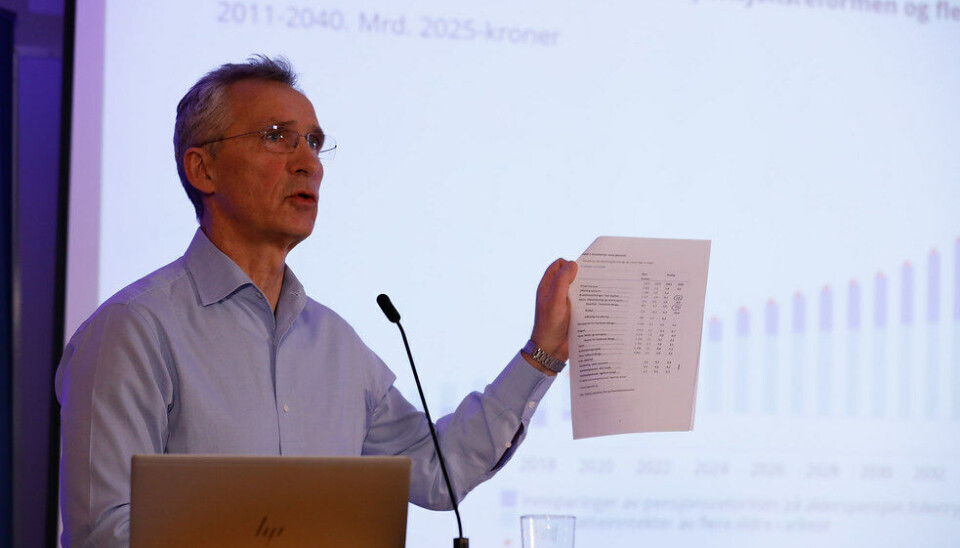 Jens Stoltenberg legger frem forslaget til statsbudsjett på onsdag. Der skal det visstnok komme endringer i bilavgiftene.