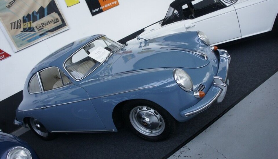 Galleri ToffenDette ser ut som en attraktiv Porsche 1600 Super der særlig interiøret er i nydelig patinert originalstand. Foto: Jon Winding-Sørensen Galleri ToffenDette ser ut som en attraktiv Porsche 1600 Super der særlig interiøret er i nydelig patinert originalstand. Foto: Jon Winding-Sørensen