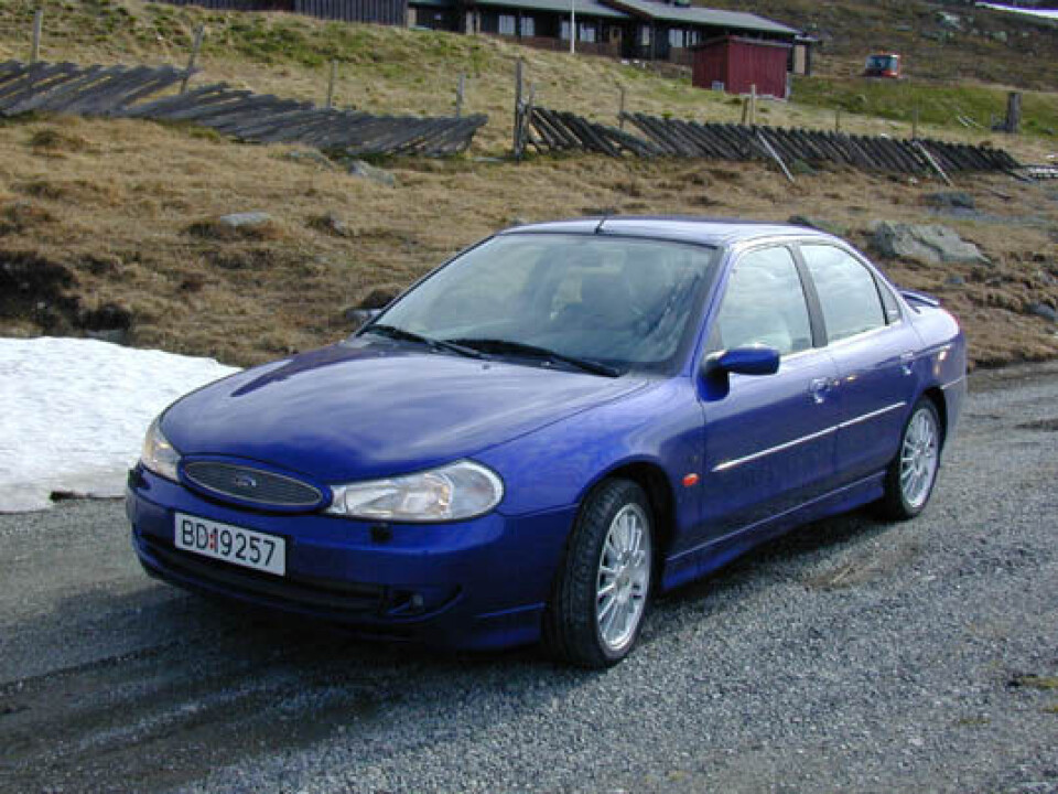 Ford Modeo ST200