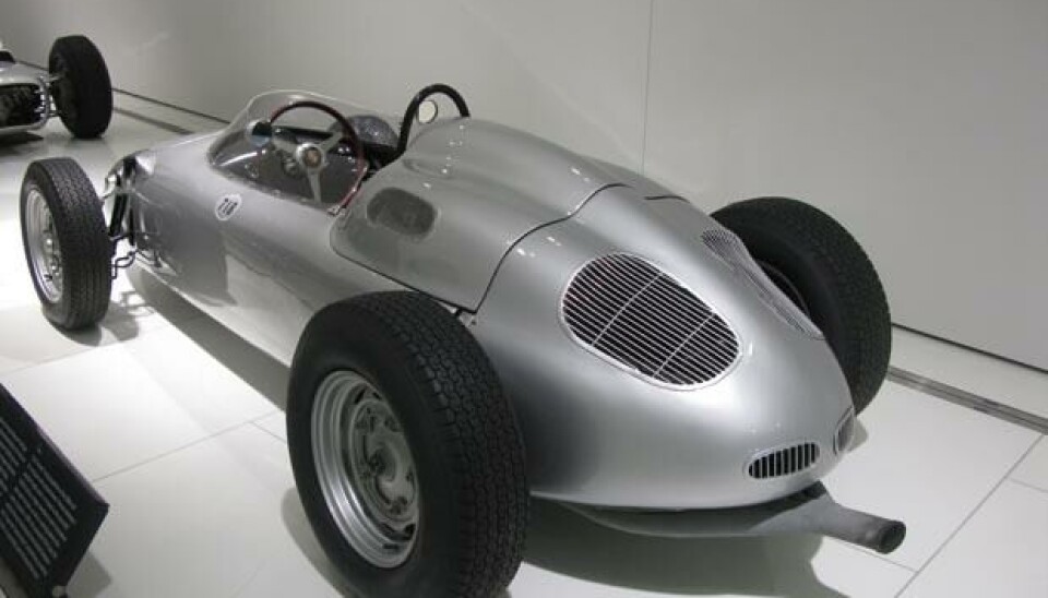 Porsche MuseumSelv om Porsche har levert motorer til en rekke seirende Formel 1 biler, er dette den eneste F1-bilen de har seiret med. En gang, med Dan Gurney bak rattet. Foto: Jon Winding-Sørensen Porsche MuseumSelv om Porsche har levert motorer til en rekke seirende Formel 1 biler, er dette den eneste F1-bilen de har seiret med. En gang, med Dan Gurney bak rattet. Foto: Jon Winding-Sørensen
