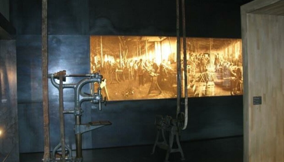 Maybach-museetSiden Maybach-samlingen finnes i en tidligere sykkel- og motorsykkel-fabrikk, får vi heldigvis litt av det med på kjøpet. Maybach-museetSiden Maybach-samlingen finnes i en tidligere sykkel- og motorsykkel-fabrikk, får vi heldigvis litt av det med på kjøpet.