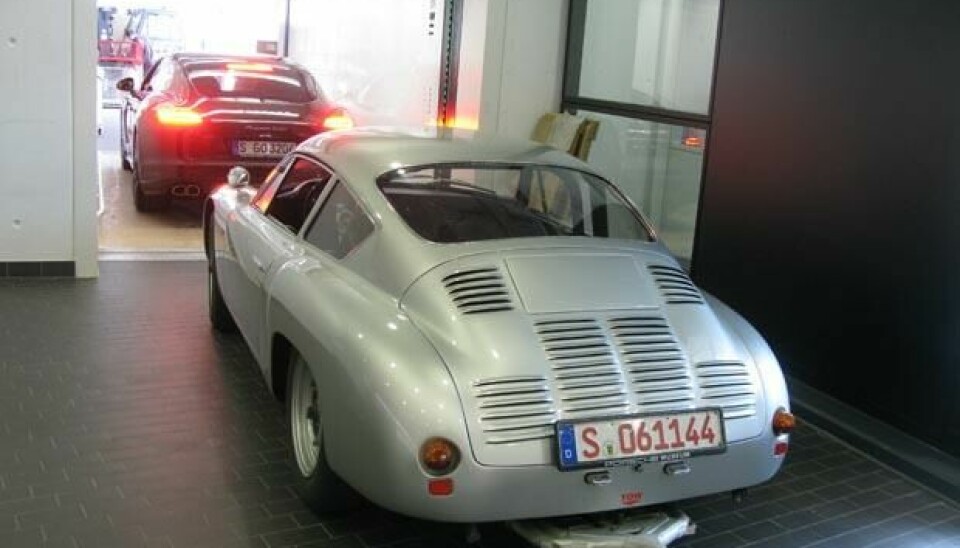 Porsche MuseumGlimt fra restaureringsverkstedet på Porsche-museetFoto: Jon Winding-Sørensen