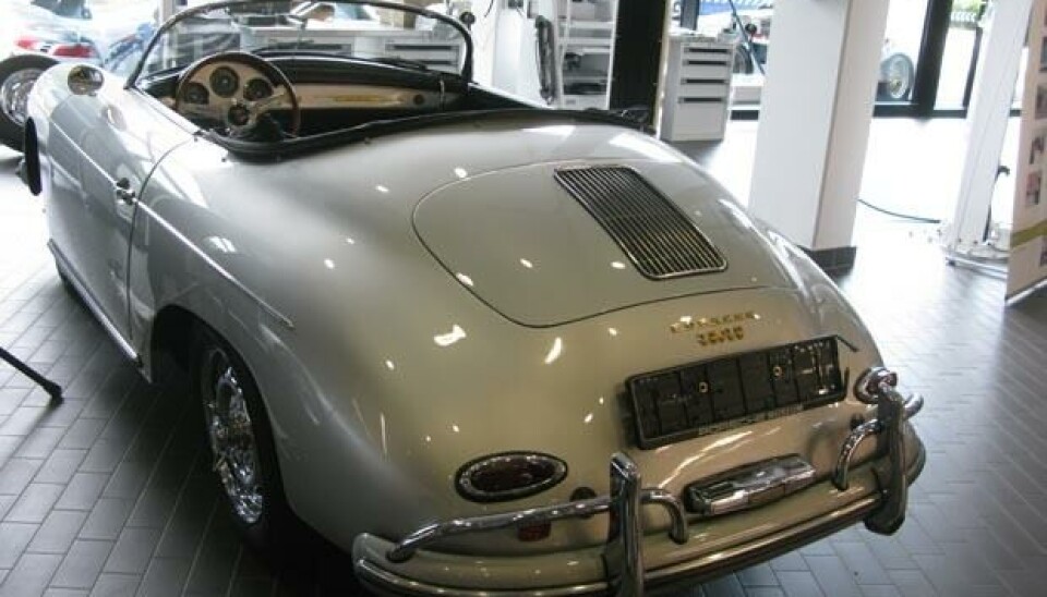 Porsche MuseumGlimt fra restaureringsverkstedet på Porsche-museetFoto: Jon Winding-Sørensen Porsche MuseumGlimt fra restaureringsverkstedet på Porsche-museetFoto: Jon Winding-Sørensen