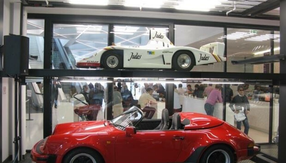Porsche MuseumGlimt fra restaureringsverkstedet på Porsche-museetFoto: Jon Winding-Sørensen Porsche MuseumGlimt fra restaureringsverkstedet på Porsche-museetFoto: Jon Winding-Sørensen