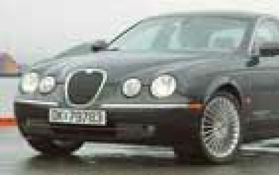 Jaguar S-Type 2.7 D