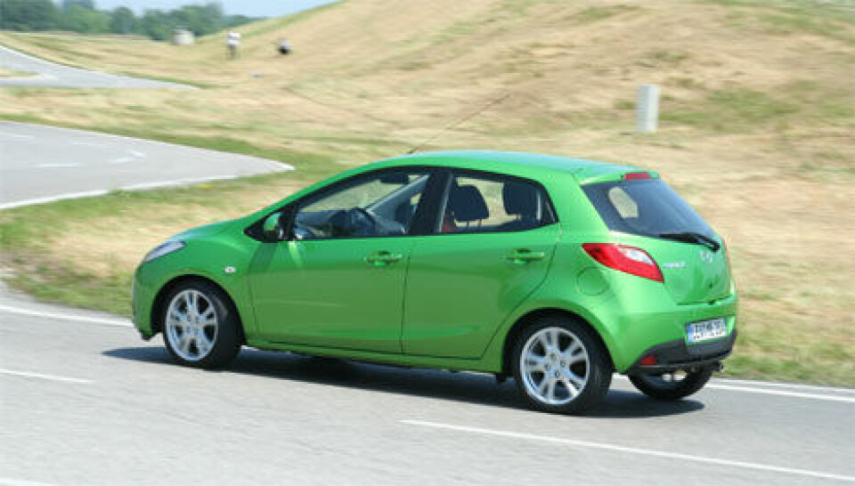 Nye Mazda2 blir en smidig småbil Nye Mazda2 blir en smidig småbil