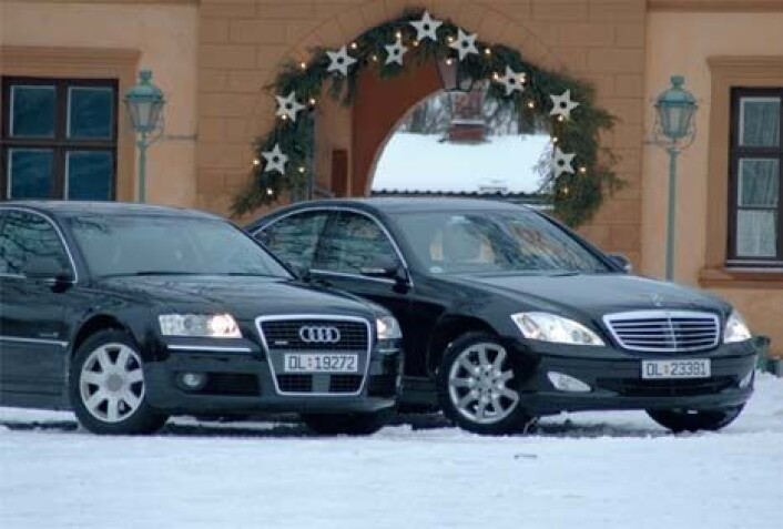 <br>Audi A8 og Mercedes-Benz S 350<br> <br>Audi A8 og Mercedes-Benz S 350<br>