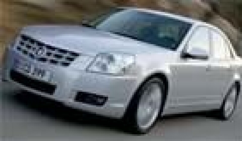 Cadillac BLS: To fluer i ett smekk
