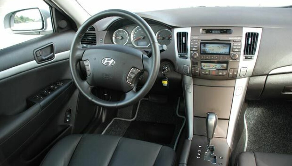 Hyundai Sonata 2.0 GLS CRDI AT