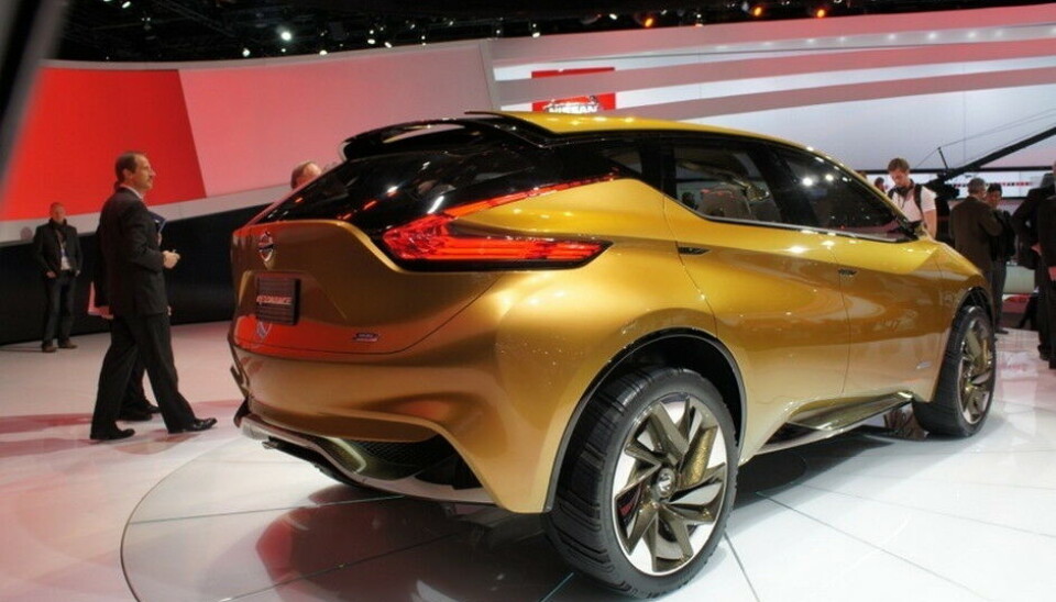 Nissan Resonance