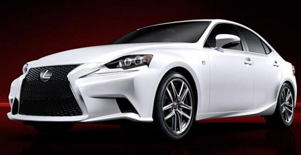 Lexus med priser på IS