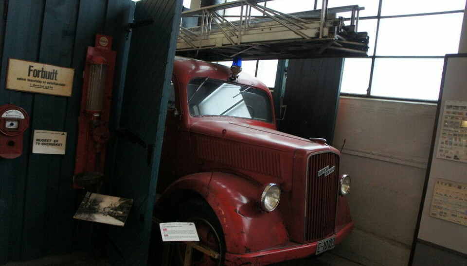 Norsk Kjøretøyhistorisk MuseumStigebilen har en Magirus-stige montert på en Opel Blitz fra 1939  også i Lillehammers tjeneste hele sitt liv. Ble brukt til brannslukking siste gang i 1984  da ble den hentet fra museet.