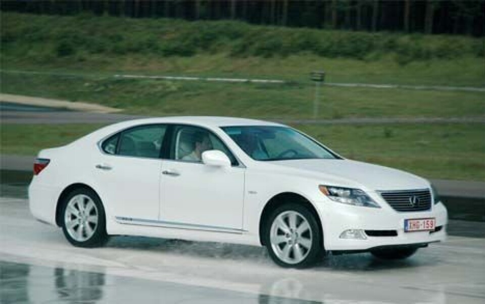 Lexus LS Lexus LS
