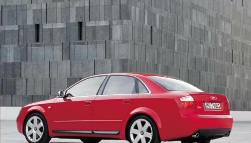 Audi S4 2003