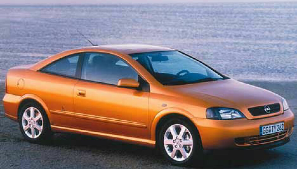 Opel Astra Coupé 2001