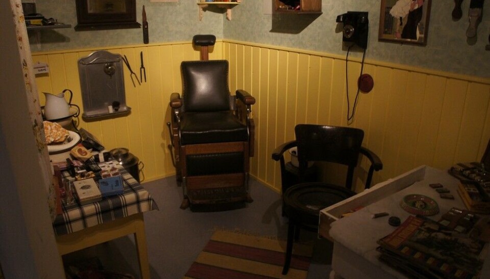 Z MuseumMotesalong, da er det klart man må ha en herrefrisør på plass også
(Foto: Jon Winding-Sørensen) Z MuseumMotesalong, da er det klart man må ha en herrefrisør på plass også
(Foto: Jon Winding-Sørensen)