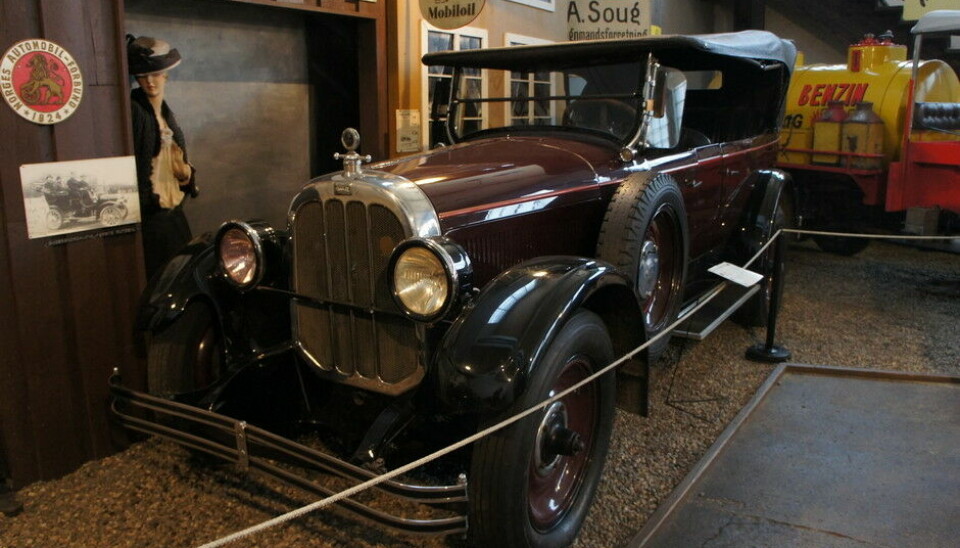 Norsk Kjøretøyhistorisk MuseumDenne amerikanske Chandler er fra 1926. På den tiden var merket representert med nesten 100 biler i Norge og lå på 26. plassen over Norges mest populære biler!