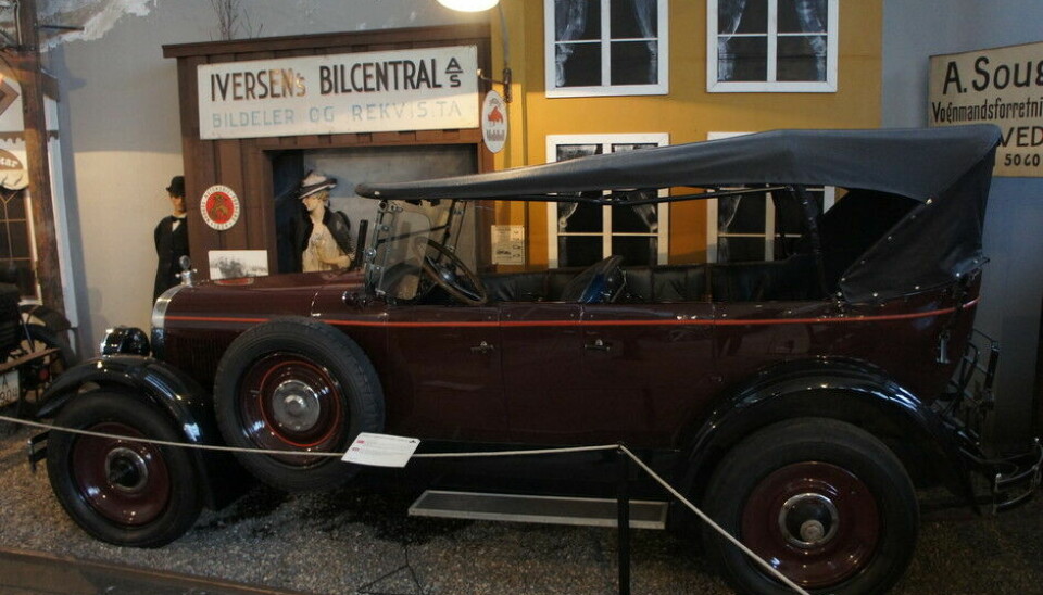 Norsk Kjøretøyhistorisk MuseumDenne amerikanske Chandler er fra 1926. På den tiden var merket representert med nesten 100 biler i Norge og lå på 26. plassen over Norges mest populære biler!