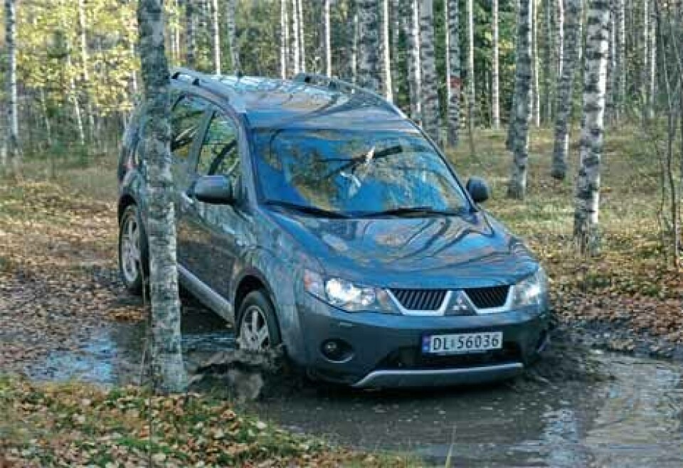 Mitsubishi Outlander Mitsubishi Outlander