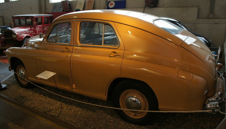 Norsk Kjøretøyhistorisk MuseumPobeda er heller ikke'fornem» nok for veteranbilmiljøene. Derfor er det så deilig å finne en som er så godt bevart som denne 1956-forløperen for Volga. Taxi-registrert selvfølgelig.