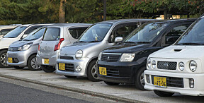 Jukset med småbiler i Japan