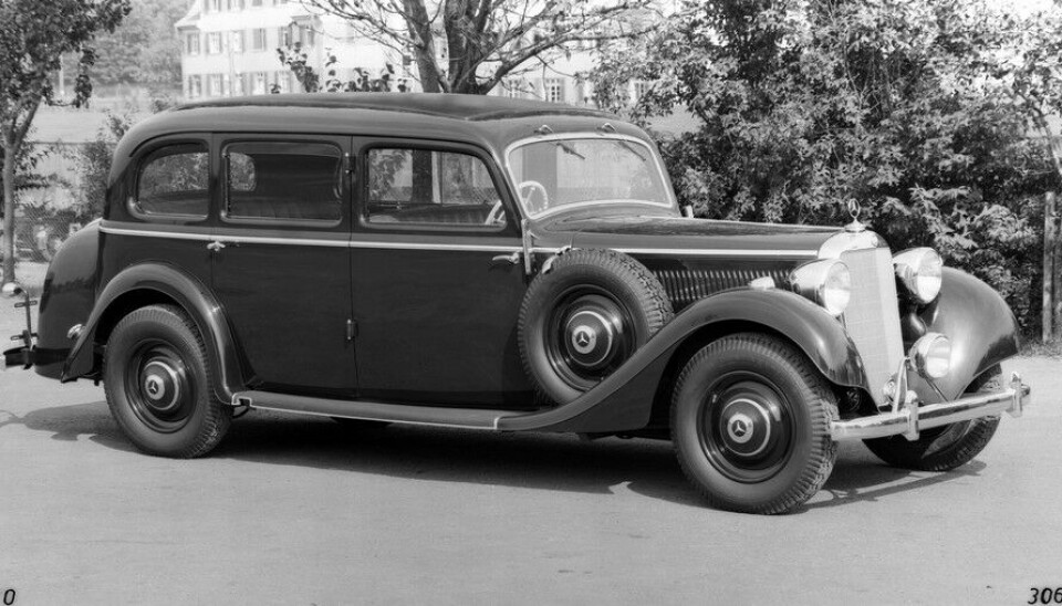 Klassisk PullmanMercedes-Benz 320 Pullman saloon (1938)