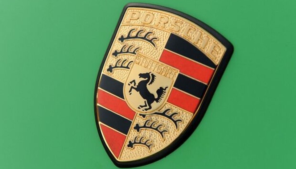 Singer 911