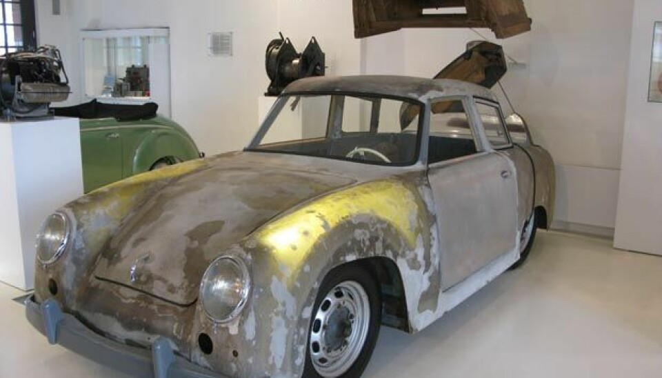 Protyp-museet i HamburgDette er, utrolig nok, et VW-eksperiment. En stor bil med et av verdens tidligste glassfiberkarosserier. Her prøver man ut forskjellige hekk-moduler.$Foto: Jon Winding-Sørensen