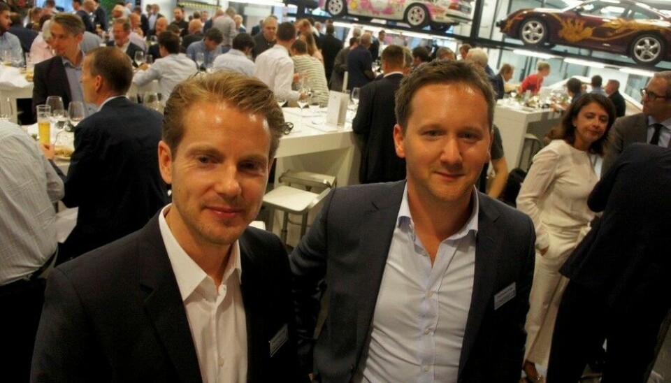 Porsche Cayenne-lanseringAllerede før maten møtte vi de to hovedansvarlige, Ivo van Hulten, sjef for interiørdesign (t.v.) og Peter Varga (eksteriør-sjef). Foto: Jon Winding-Sørensen