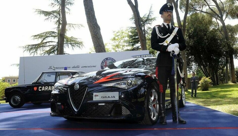 Alfa Romeo Giulia Carbinieri