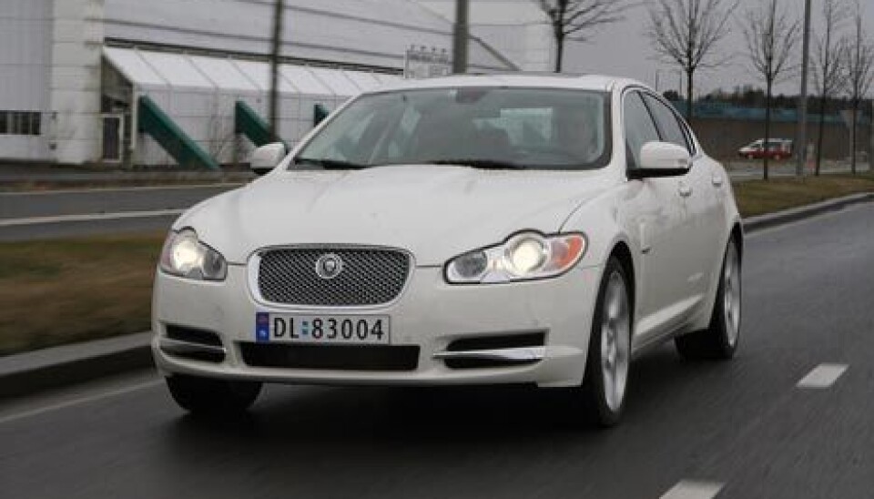 Jaguar XF SV8