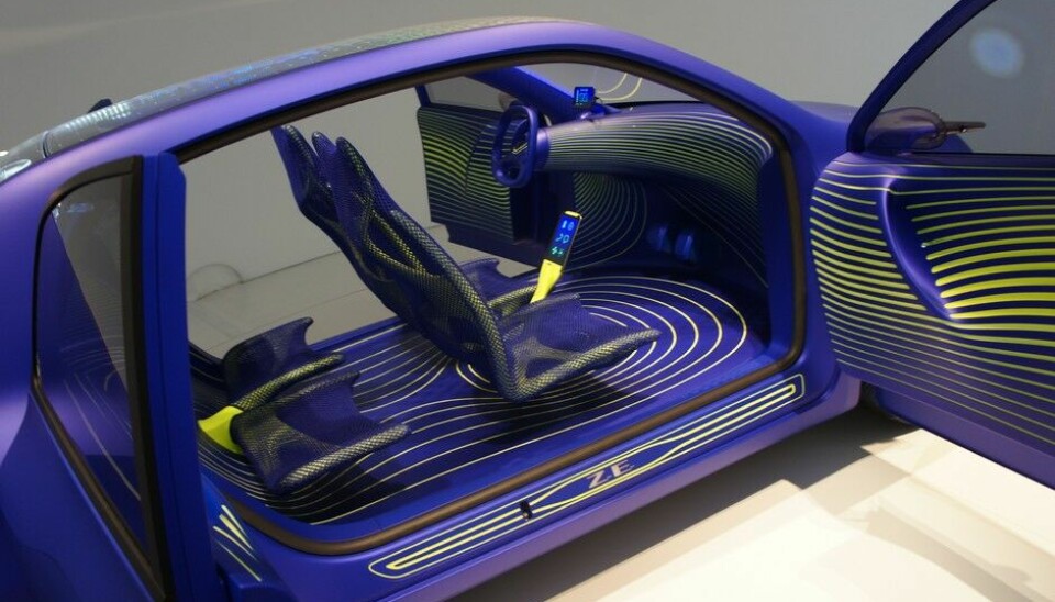 Møbelmesse i MilanoDet var på Triennalen Renault valgte å presentere sin nyeste konseptbil Twinz.