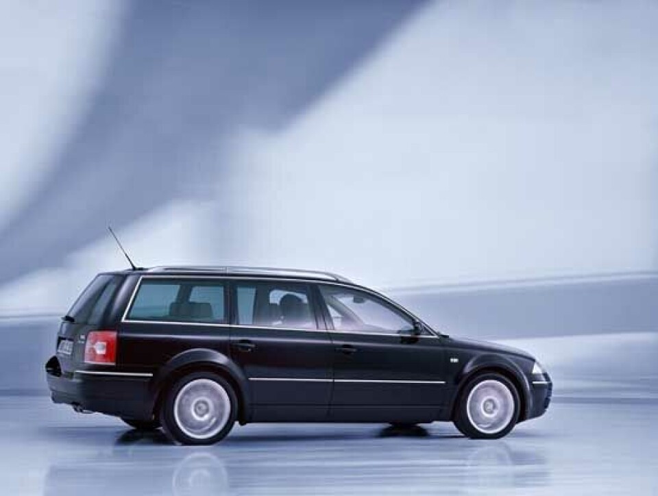 VW Passat W8