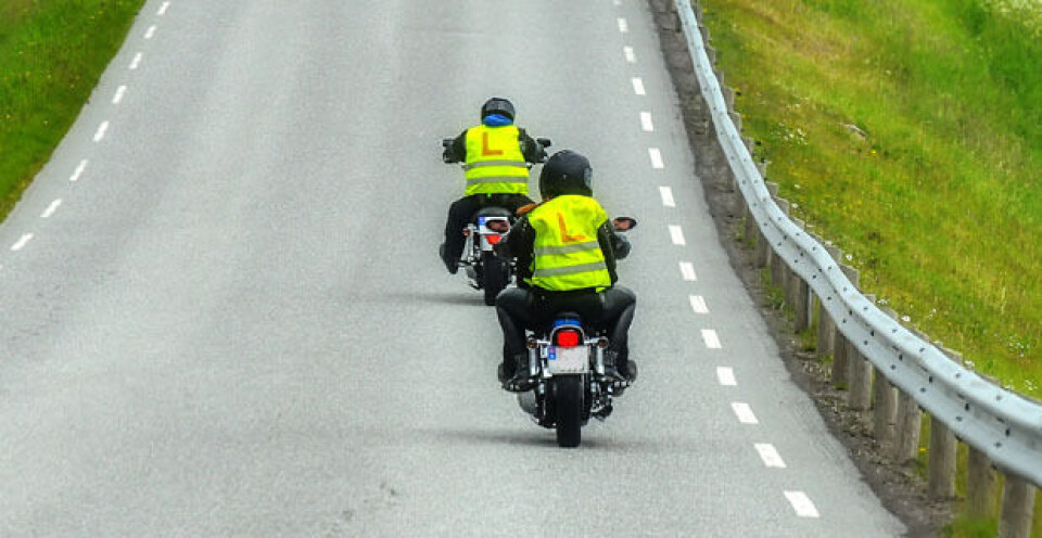 Lange køer for å ta lappen