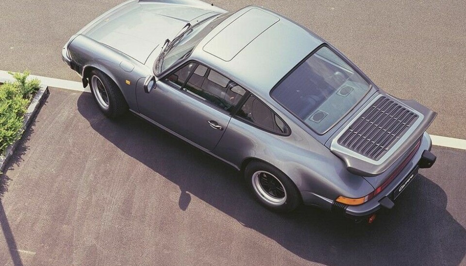 Porsche 911 (964)
