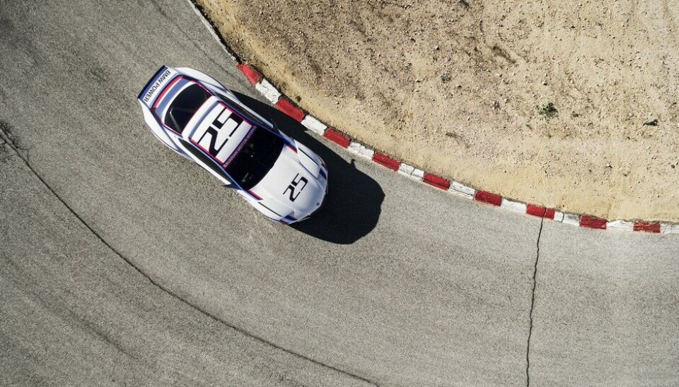 BMW 3.0 CSL Hommage R BMW 3.0 CSL Hommage R
